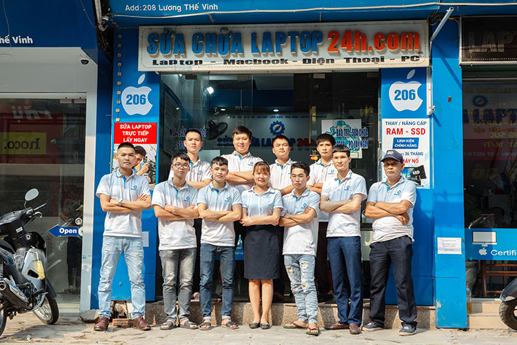 Đội ngũ cán bộ, nhân viên tại cơ sở 24hGroup Lương Thế Vinh, Thanh Xuân, Hà Nội